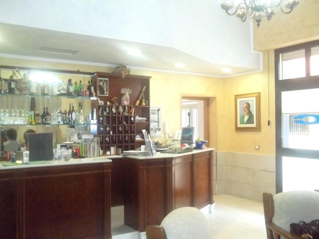 Hotel Celestina Villapiana Eksteriør billede